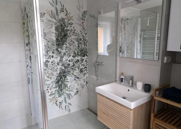 Apartament Hrdinova *